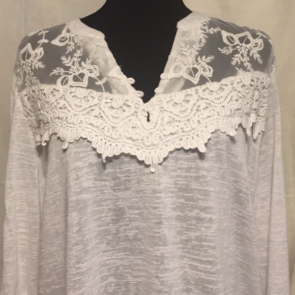 NWOT longsleeved pull over - Picture 2 of 7